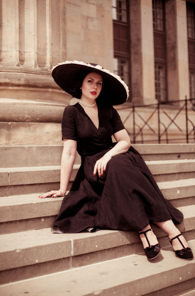 Vintage Glamour by Madame Rhos