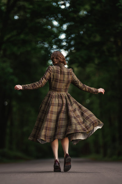 Victorian Coat, Long Sleeve, Twill Linen, Oak Tartan