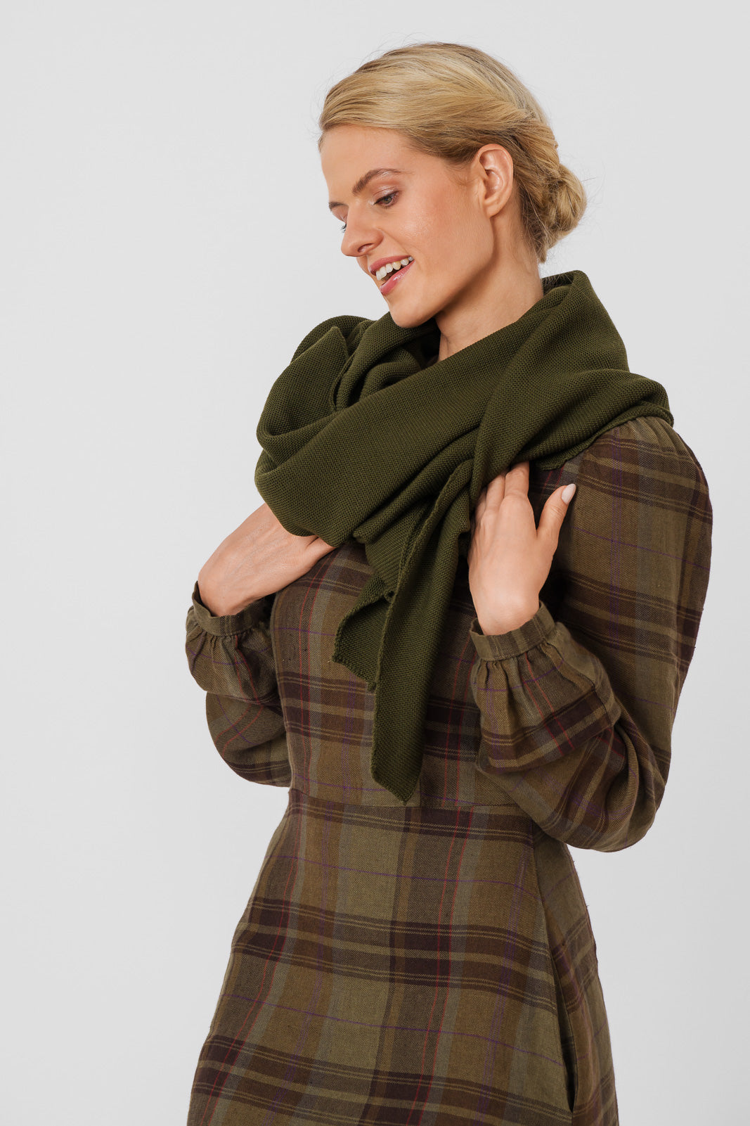 Elaine Scarf, Wool, Moss Green#color_moss-green