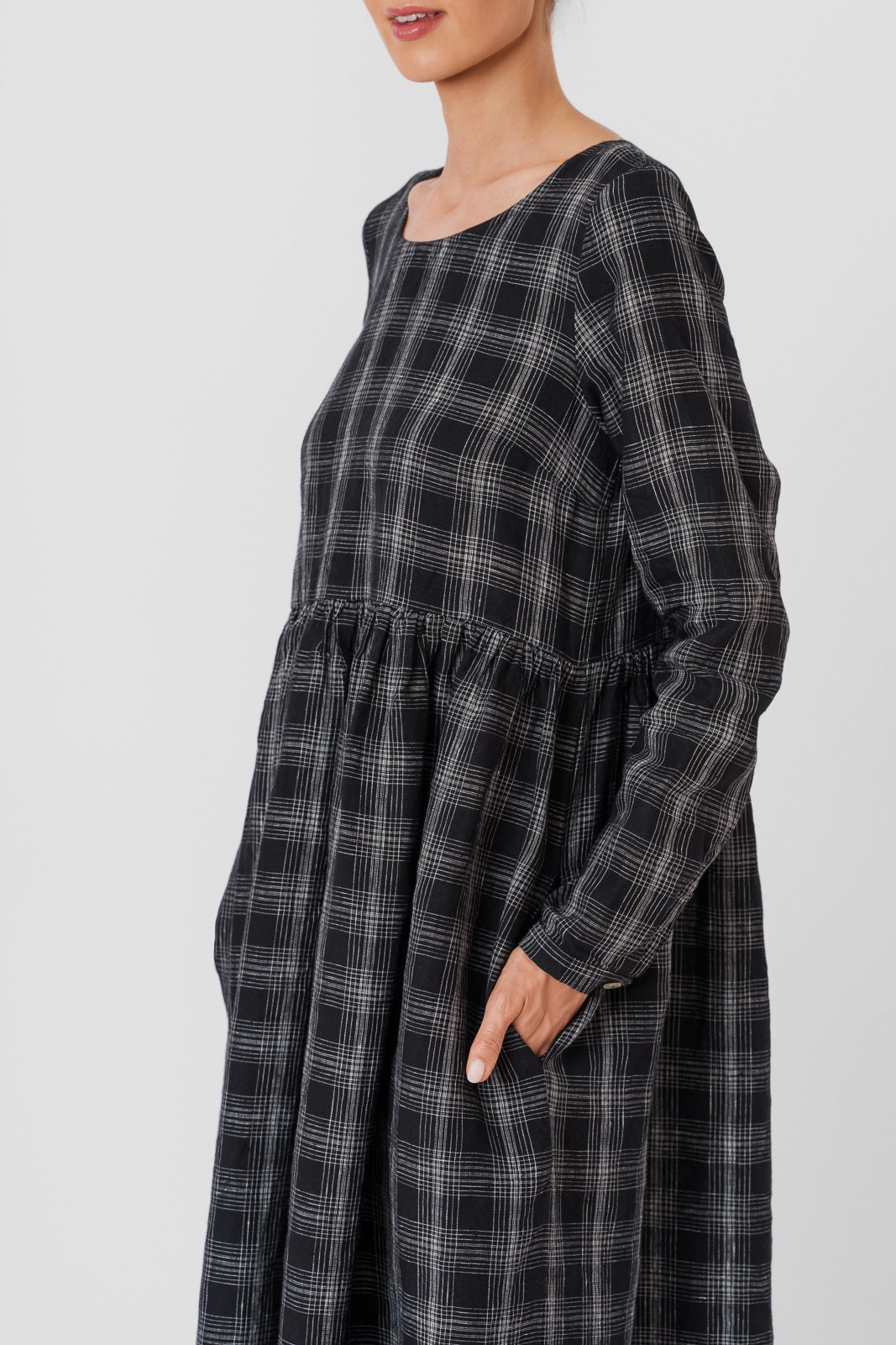 Smock Dress, Long Sleeve, Black Tartan#color_black-tartan