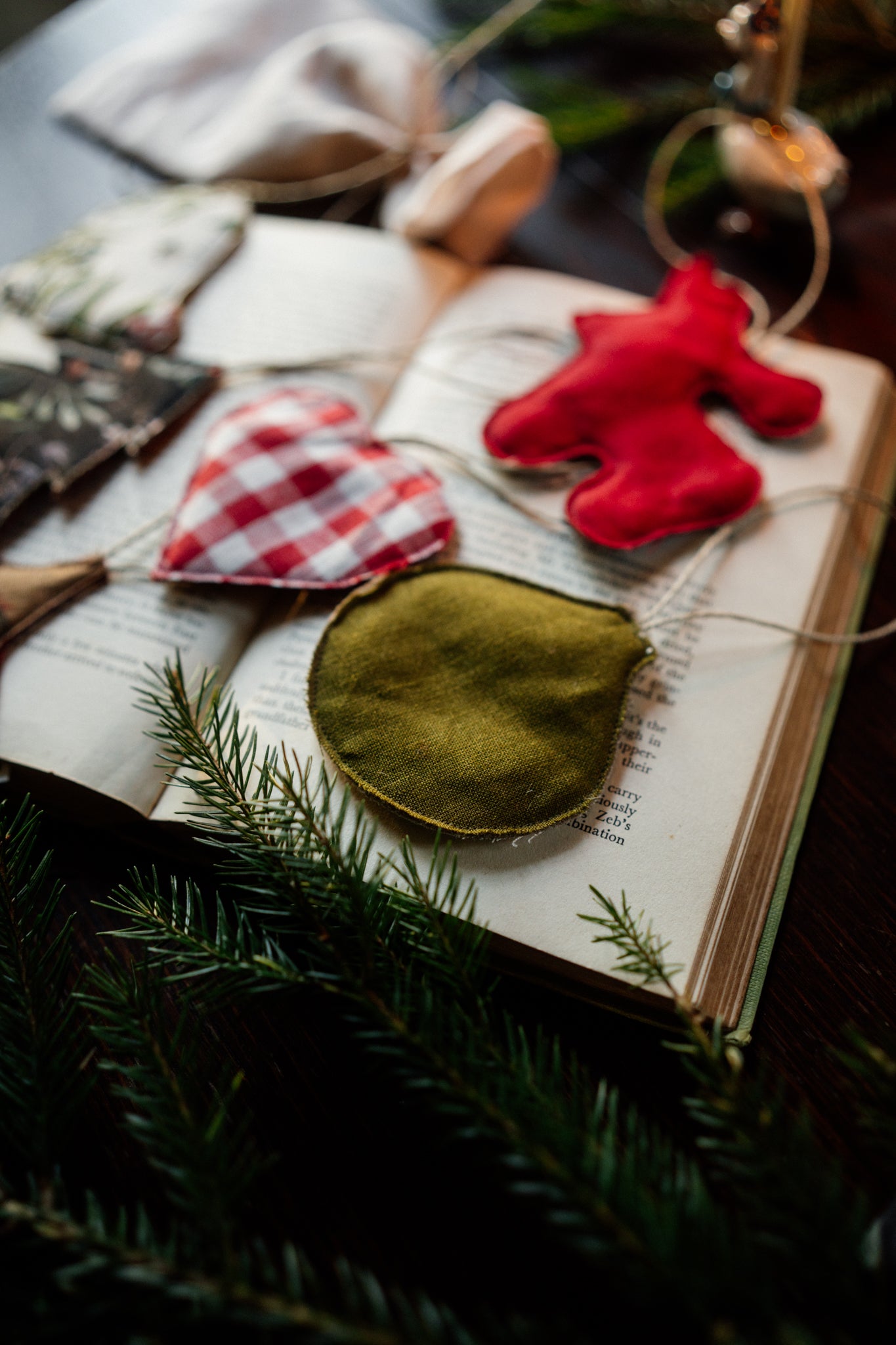 Christmas Tree Toys