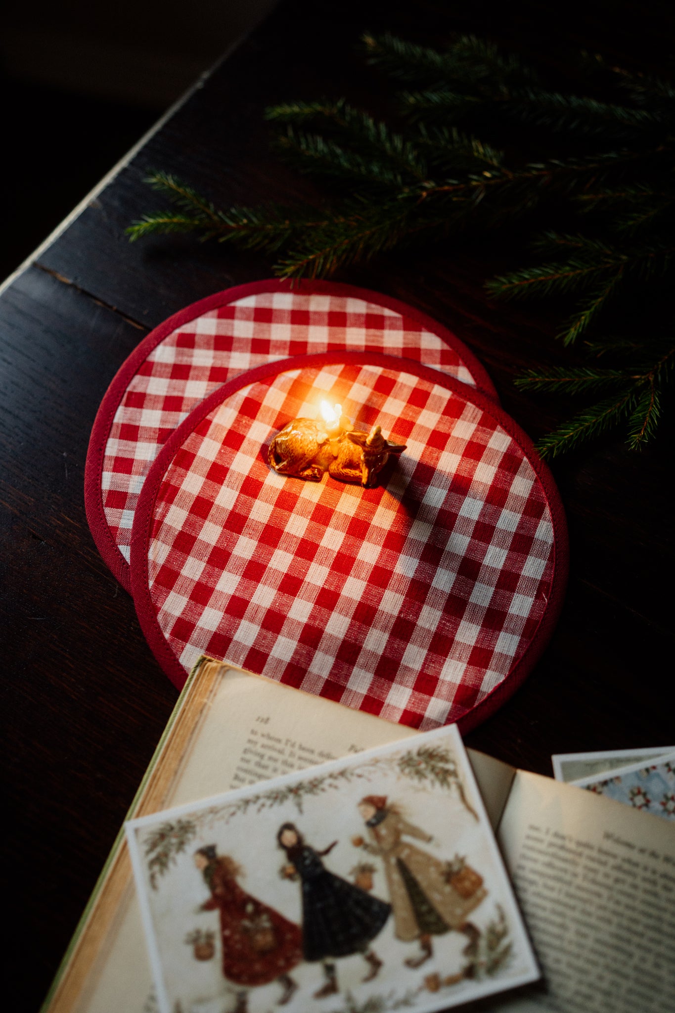 Oval Napkins