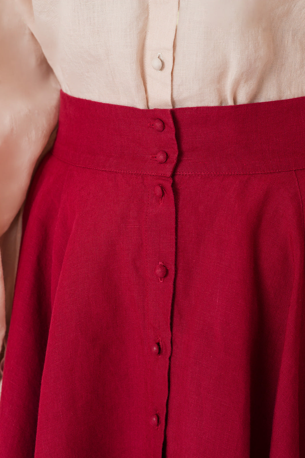 Evelyn Skirt
#color_marsala-red