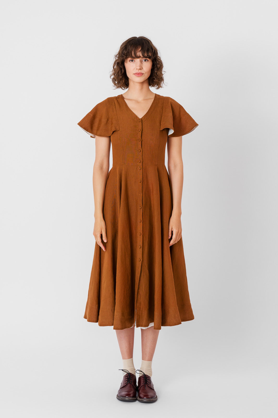 Cordelia Dress, Butterfly Sleeve
#color_warm-brown