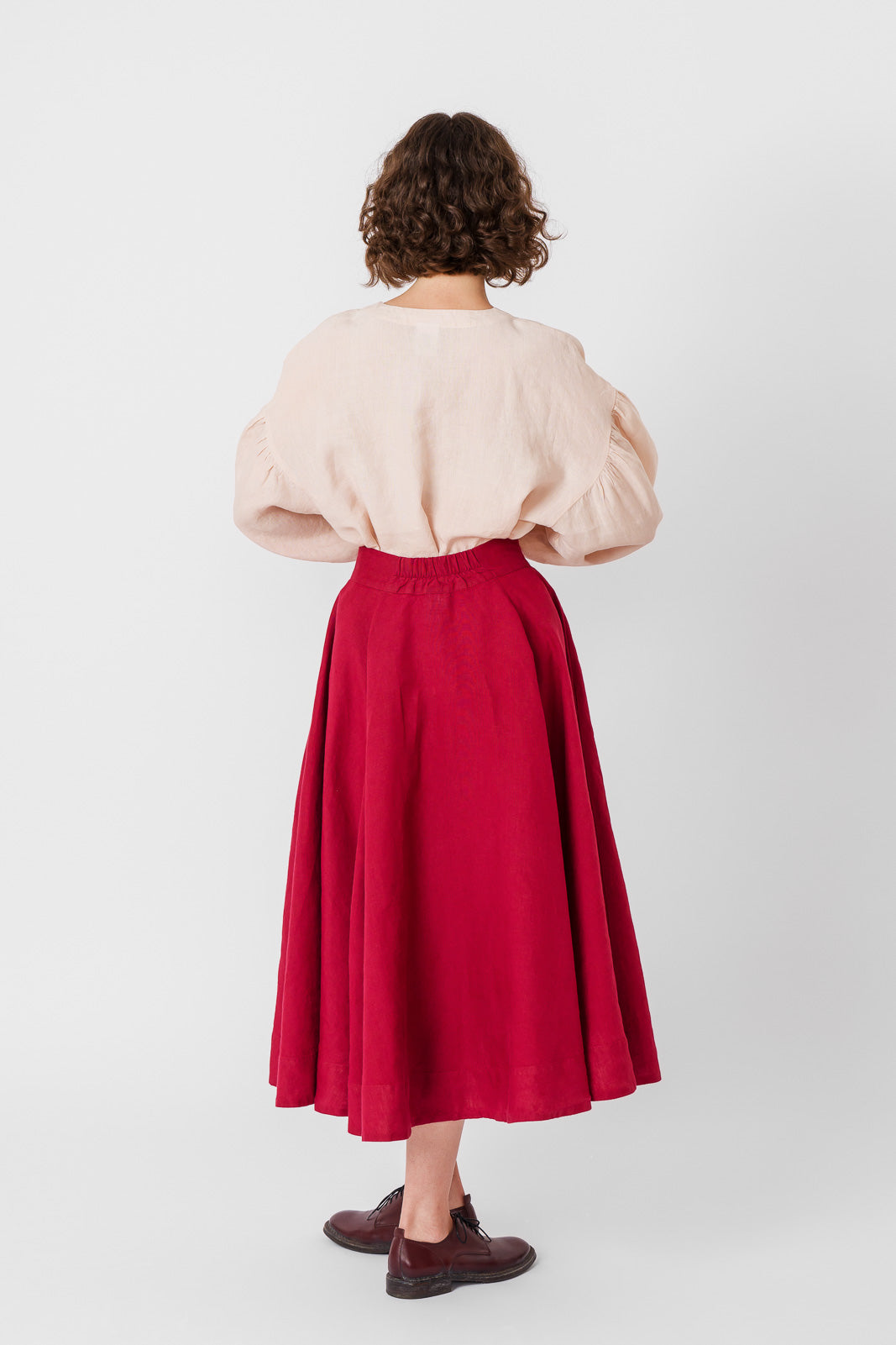 Evelyn Skirt
#color_marsala-red