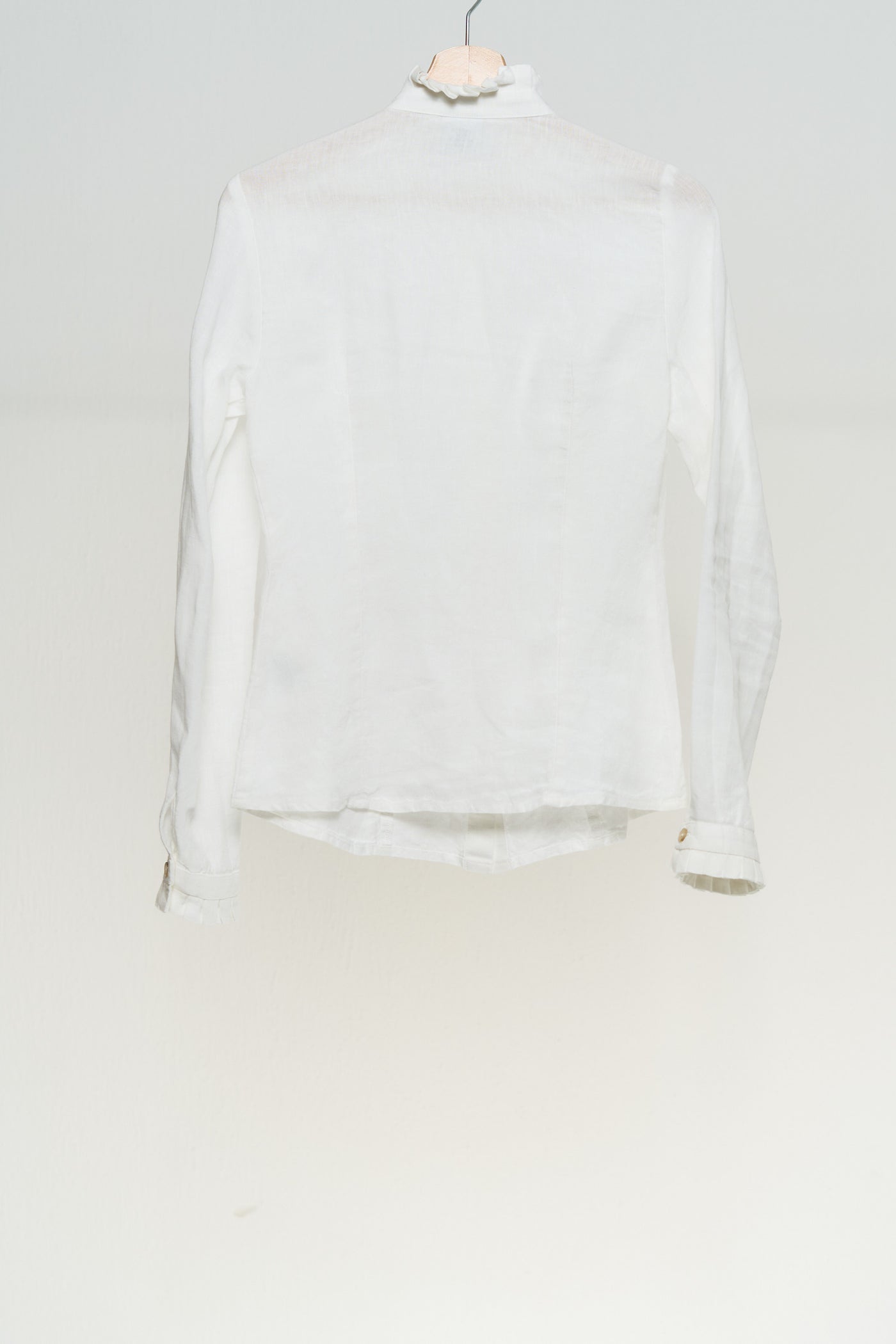 Emily Shirt, White Magnolia, Long Sleeve