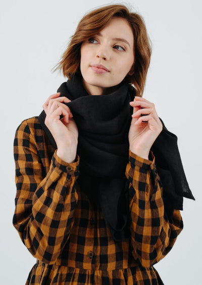 Palisandra Scarf, Black Pansy