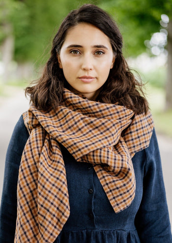 Palisandra Scarf, Brown Tartan