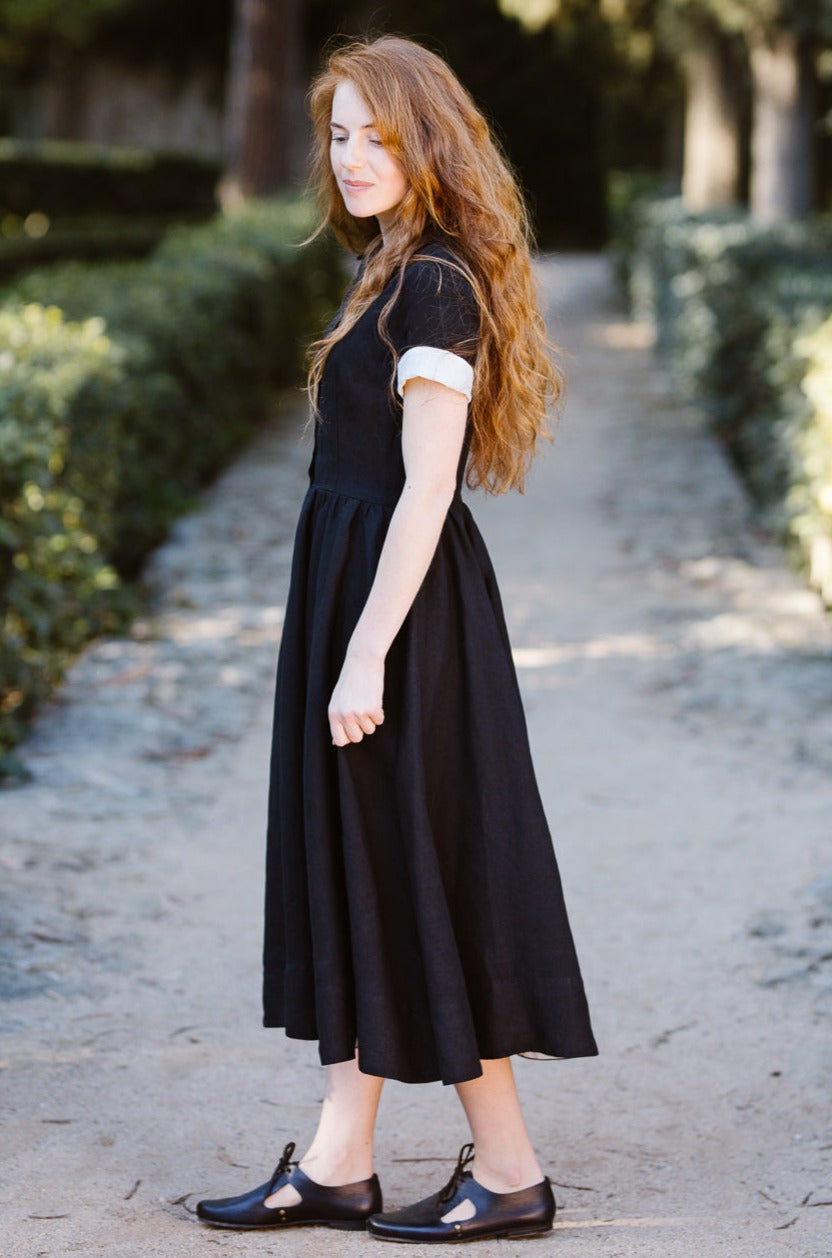Classic Dress, Short Sleeve#color_black-pansy