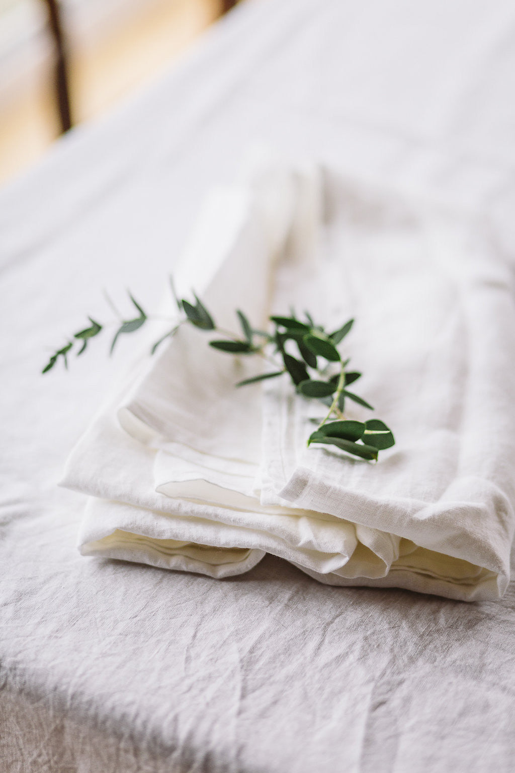 Linen Tablecloth - Son de Flor#color_white-magnolia