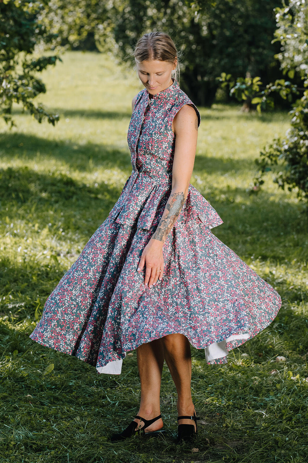 Classic Skirt, Ditsy Floral, Linen - Son de Flor